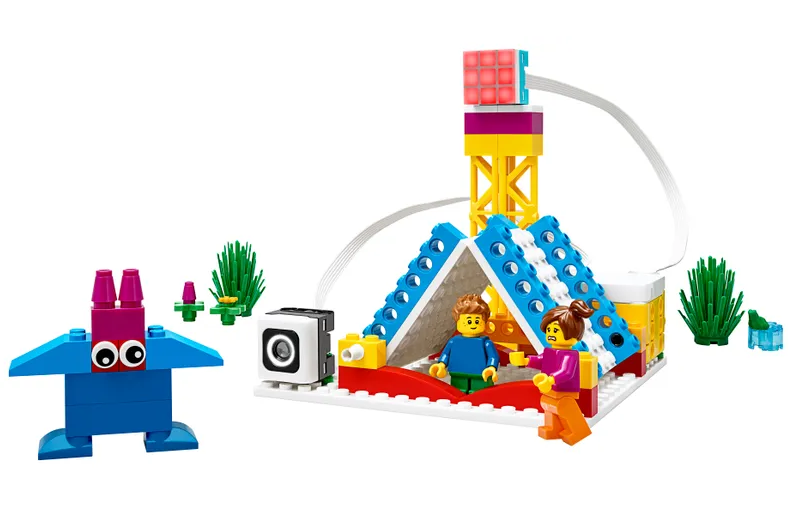 LEGO Education SPIKE ESSENTIAL Set (New)